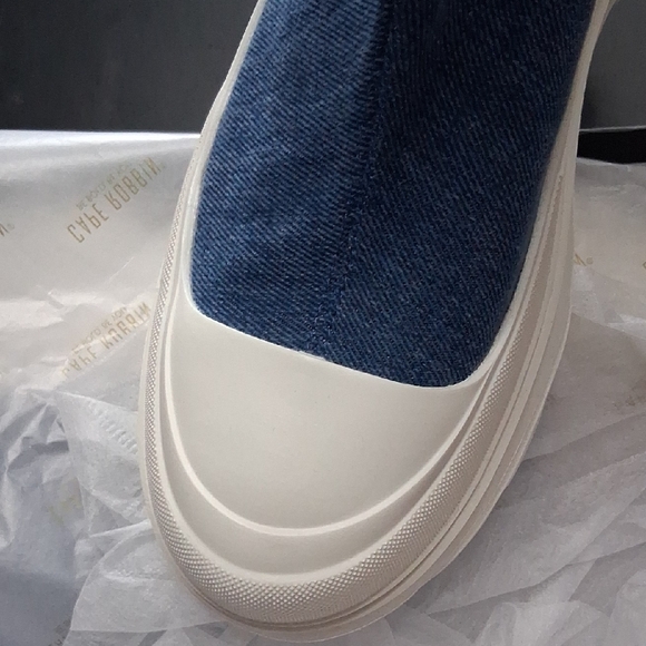 Cape Robbin Blue Over the Knee Boots - Picture 5 of 8